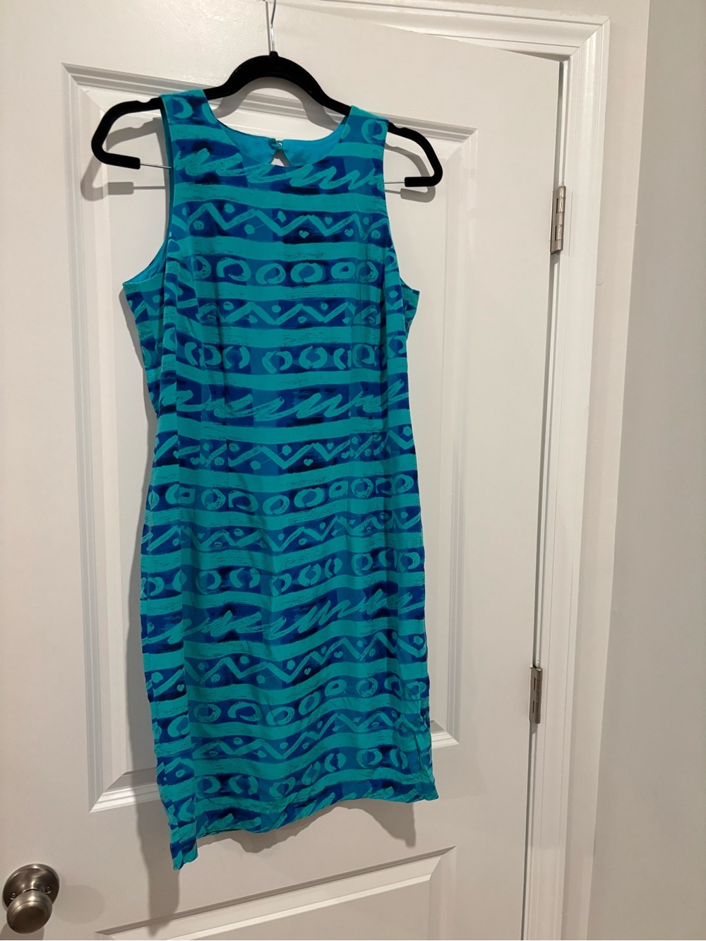 Vintage Maggie London, hundred percent silk size 10 dress